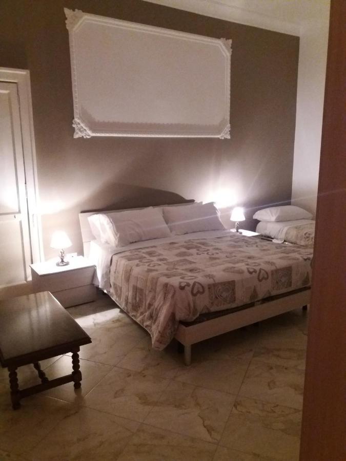 B&Bhotel Emmanuel Napoli Exterior photo